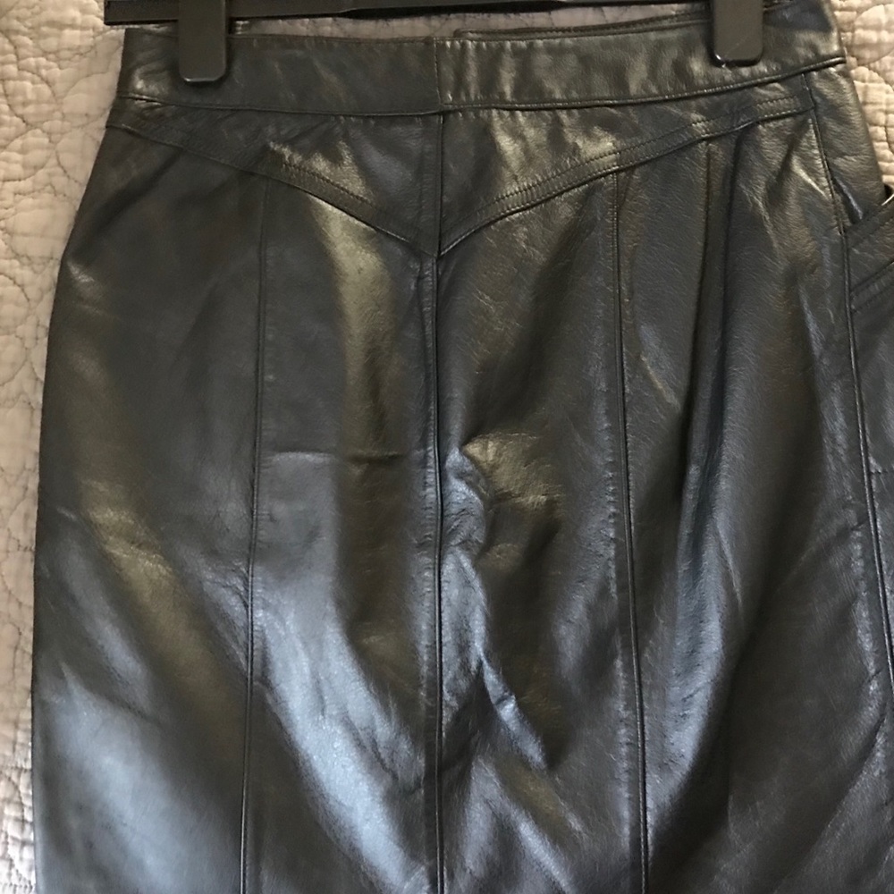 Nine West 100% leather skirt